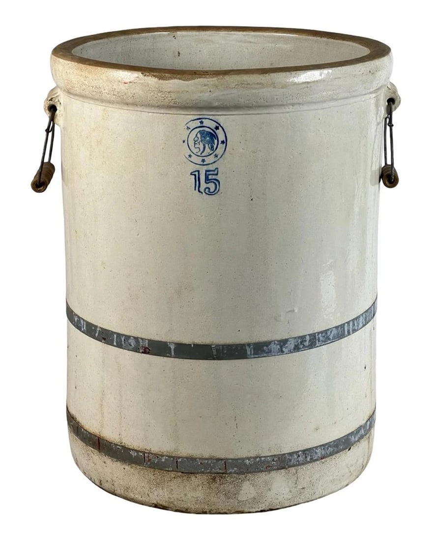 Louisville Pottery Indian Head 15-Gallon Crock (1 of 7)