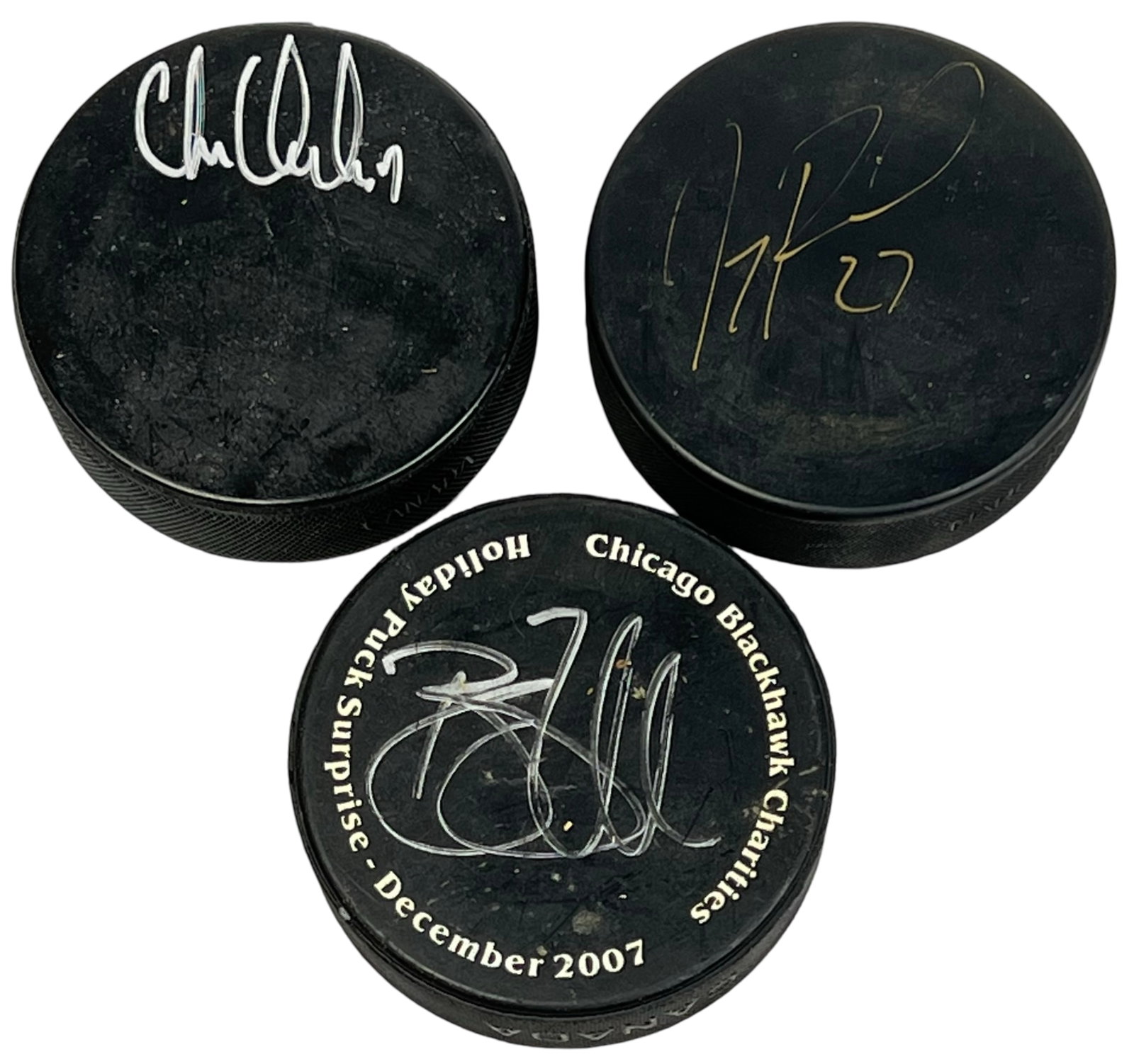 3 Autographed Hockey Pucks - Roenick, Seabrook: A great collection of three autographed hockey pucks, featuring: Jeremy Roenick - A high-scoring forward and fan favorite, Roenick had an impressive NHL career with the Chicago Blackhawks, Flyers, and