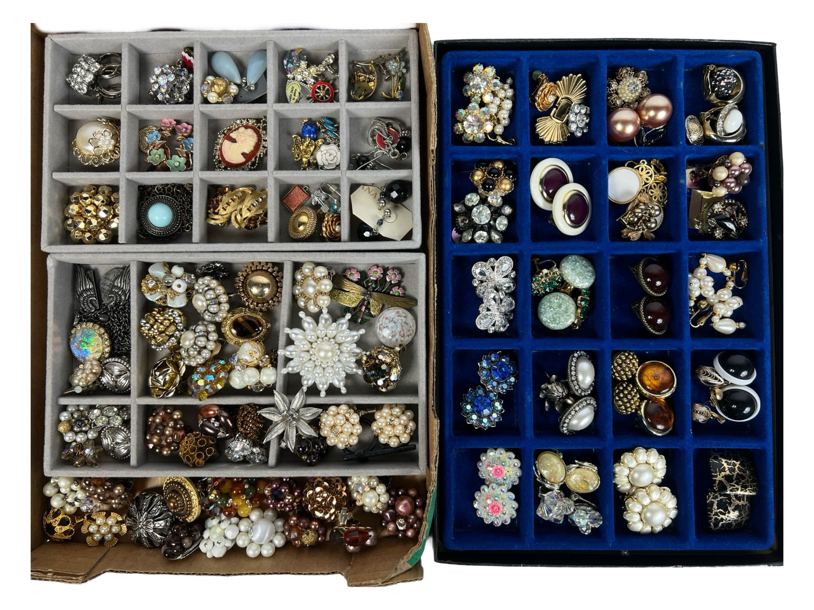 Vintage Costume Jewelry Assortment (1 of 5)