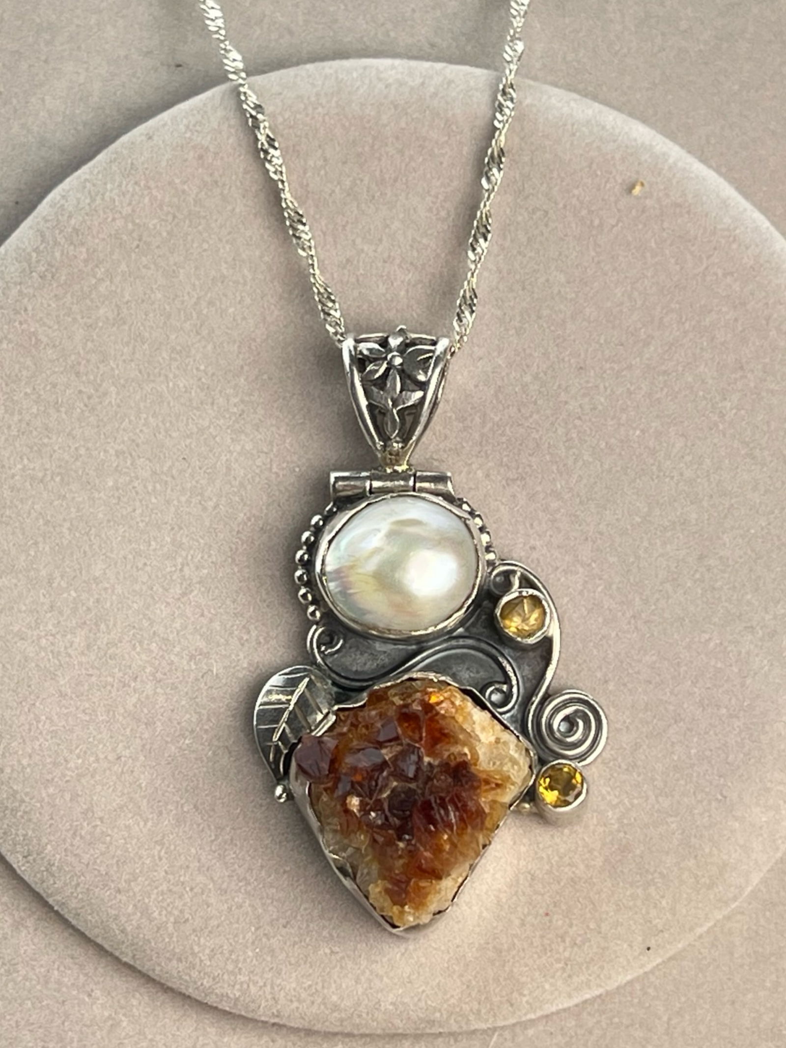Sterling Silver Raw Citrine Pearl Pendant Necklace (1 of 4)
