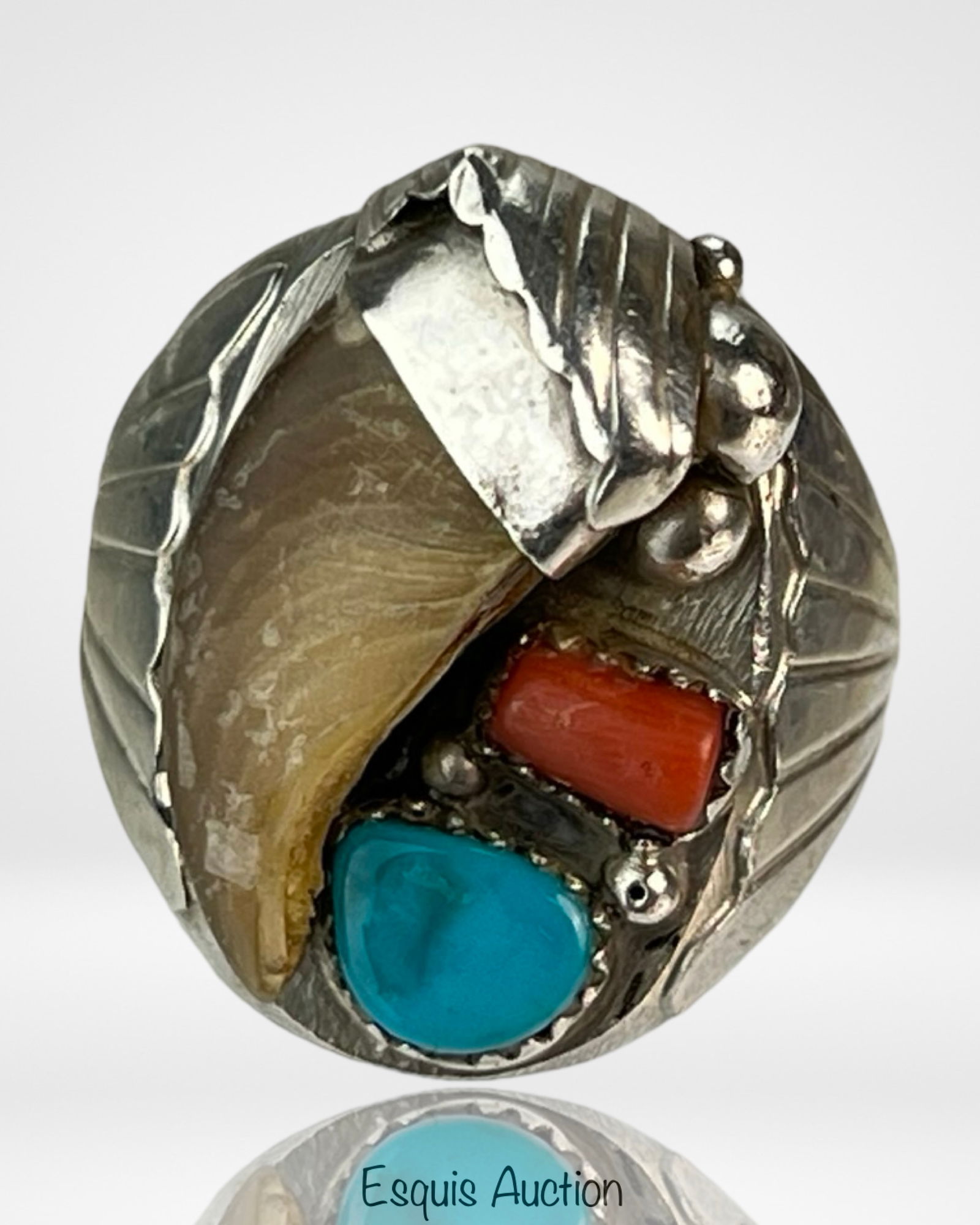 Elaine Sam Navajo Sterling Silver Bear Claw Ring (1 of 4)