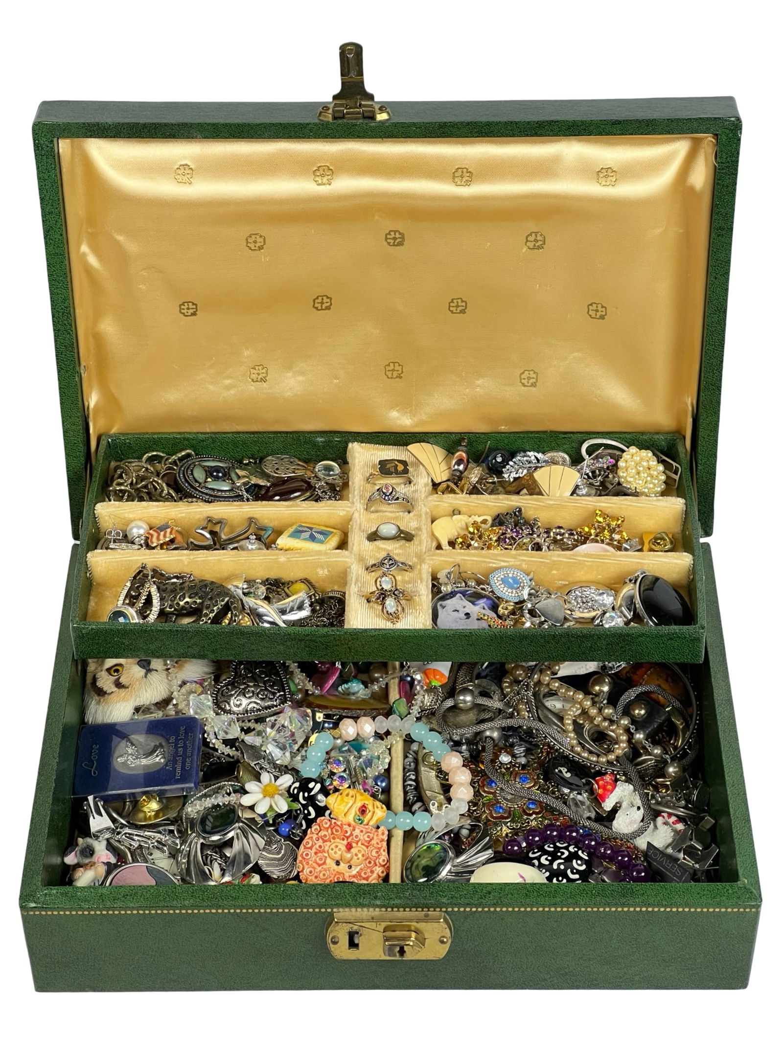 Vintage Jewelry Box Filled with Unsearched Jewelry: A charming vintage wooden jewelry box featuring multiple compartments lined in rich red velvet, brimming with a variety of unsearched jewelry. This treasure trove includes an assortment of necklaces,