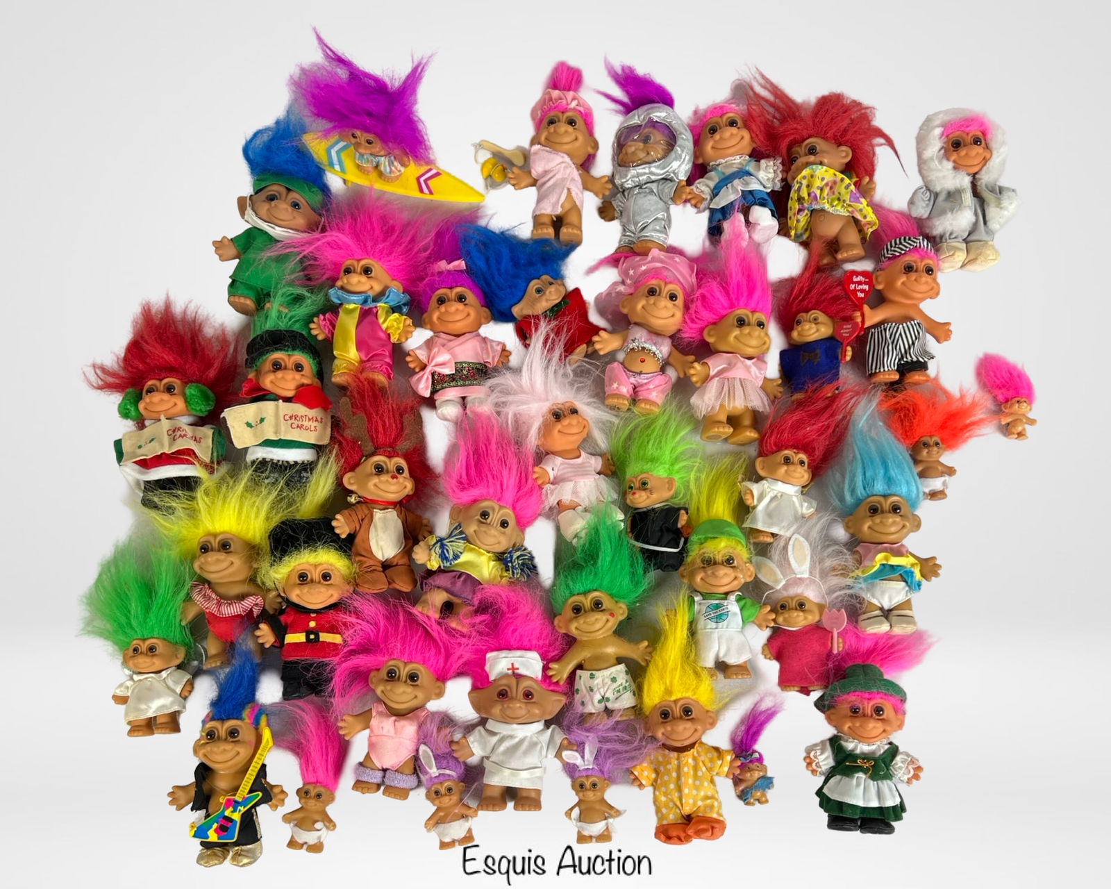 Large Assortment of Vintage Russ Troll Dolls (1 of 5)