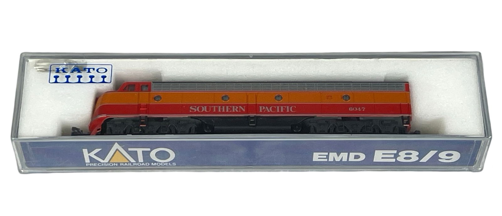 N Scale Kato Southern Pacific E8 A&b Locomotives