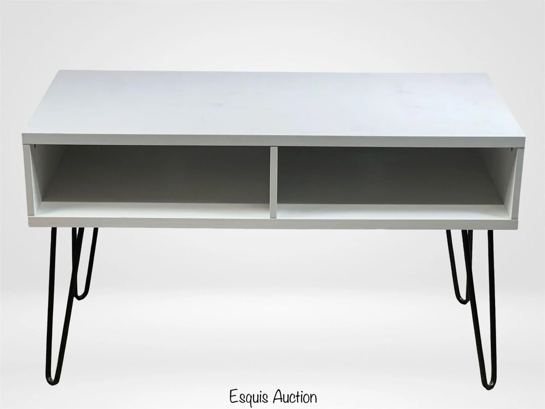 White Retro MCM Style Console Table/ TV Stand (1 of 5)