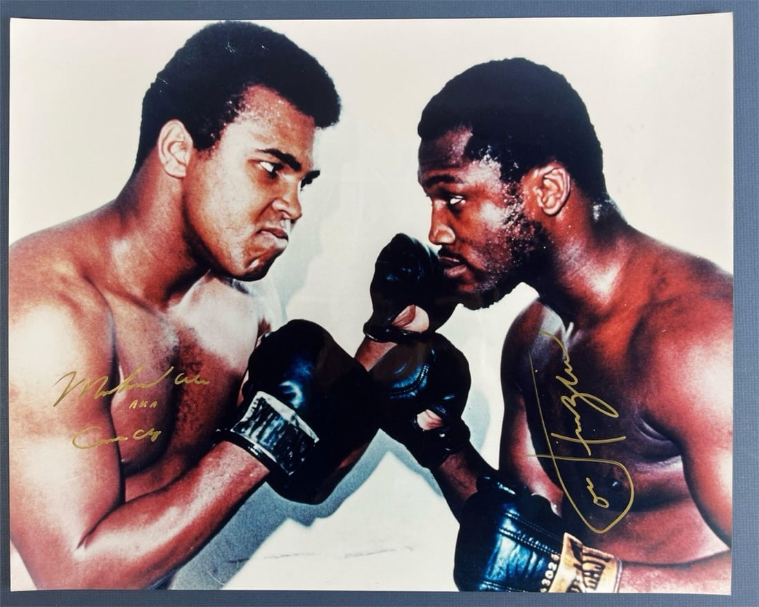Muhammad Ali & Joe Frazier Signed 16x20 Photo (1 of 4)