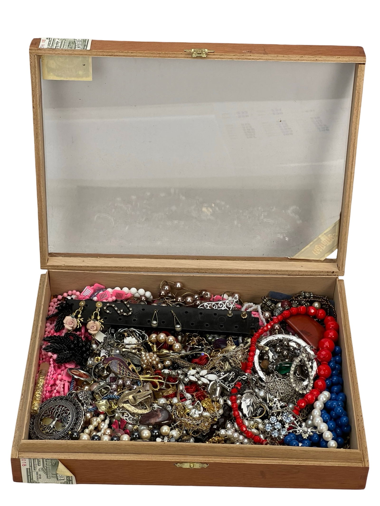 Assortment of Vintage Costume & Craft Jewelry (1 of 4)