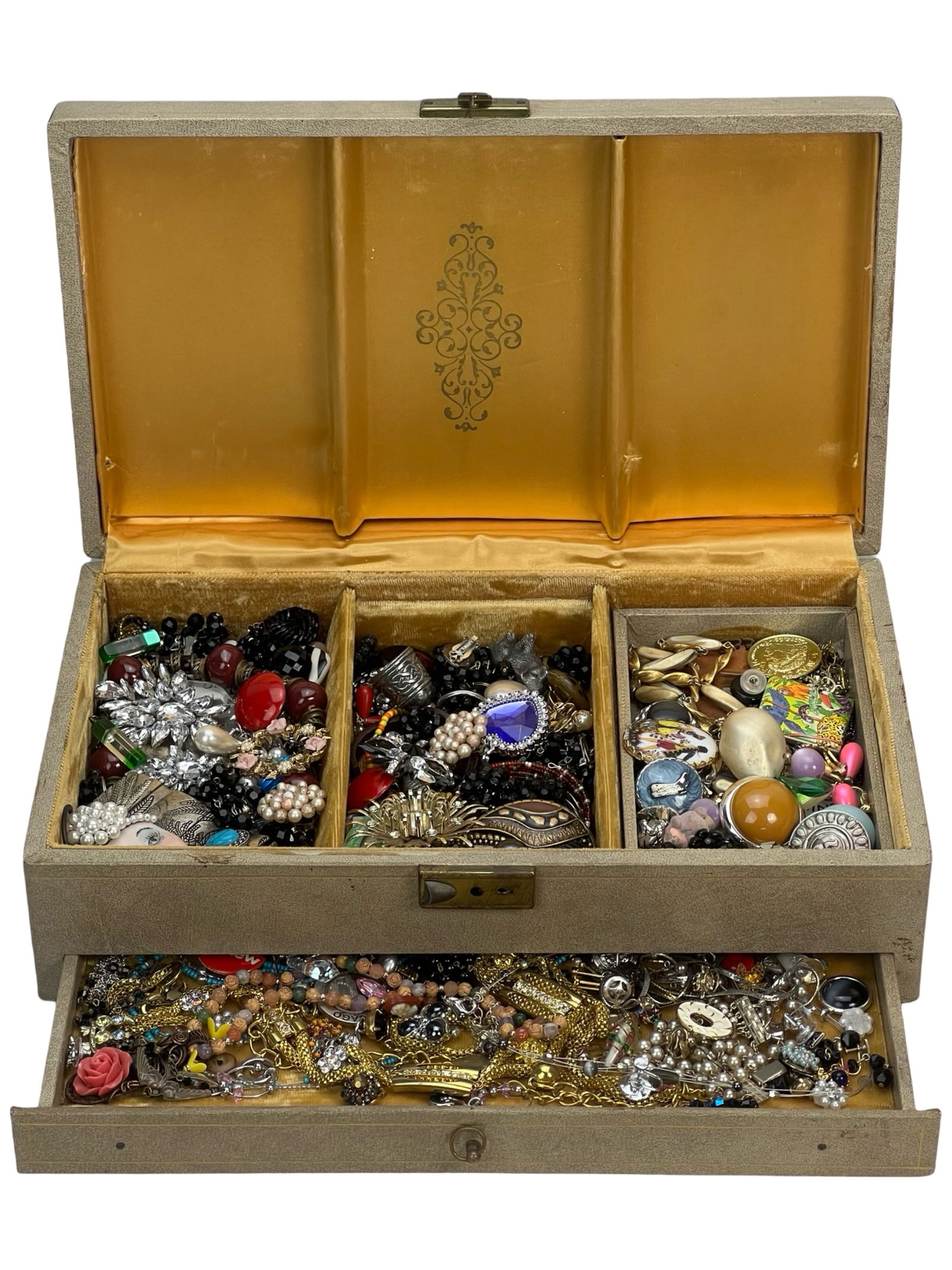 Vintage Jewelry Box Filled with Unsearched Jewelry: A vintage jewelry box brimming with an assortment of unsearched costume jewelry. This captivating collection includes brooches, earrings, necklaces, bracelets, and other intriguing pieces, offering a