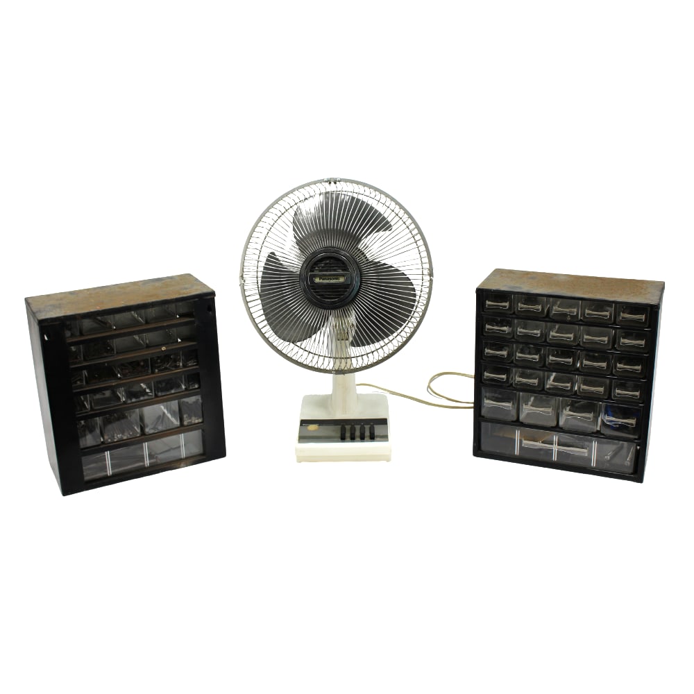 Vintage Oscillating Table Fan & Metal Storage Cabinets Industrial Lot (1 of 4)