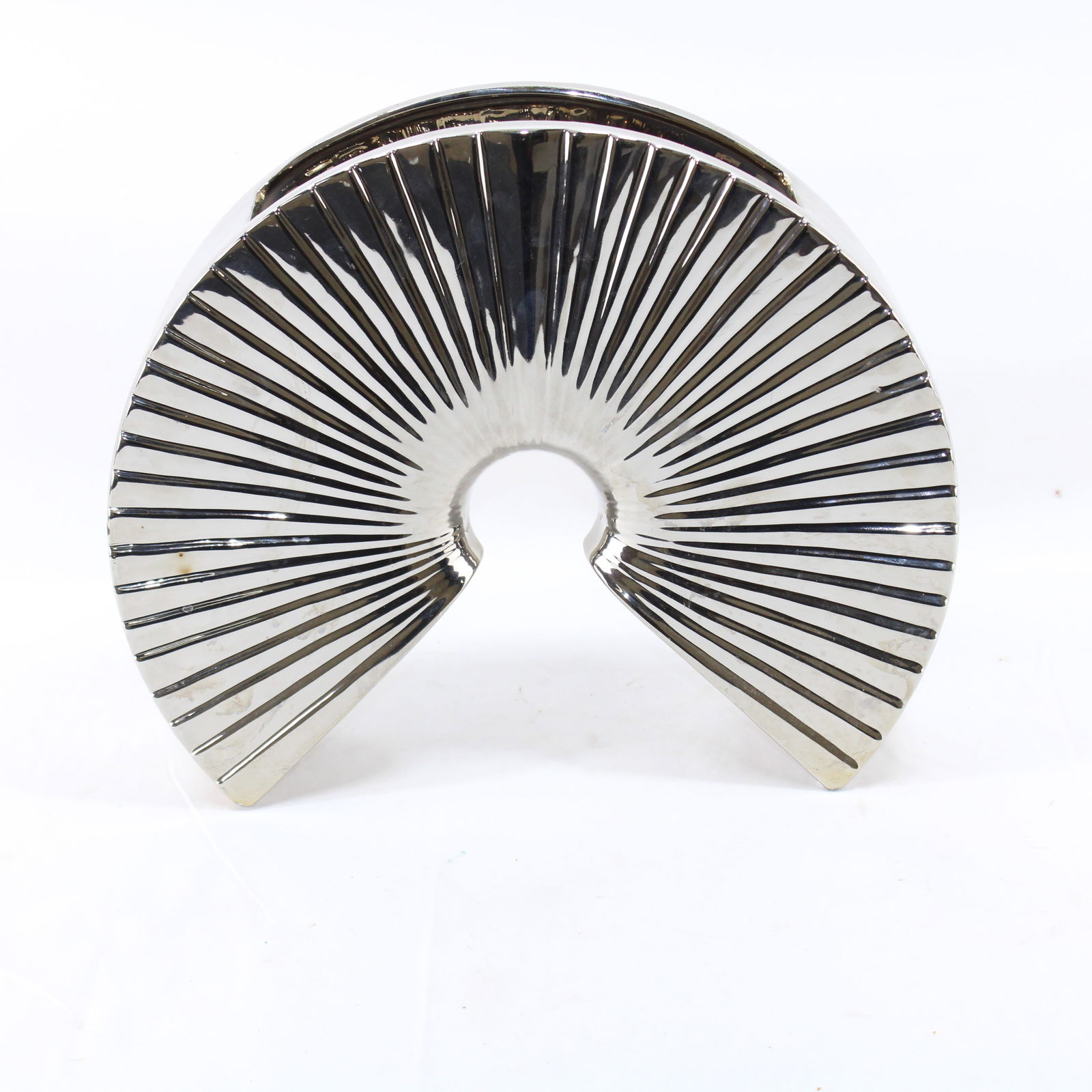 Modernist Chrome Metal Fan-Shaped Vase Centerpiece with Open Design (1 of 2)