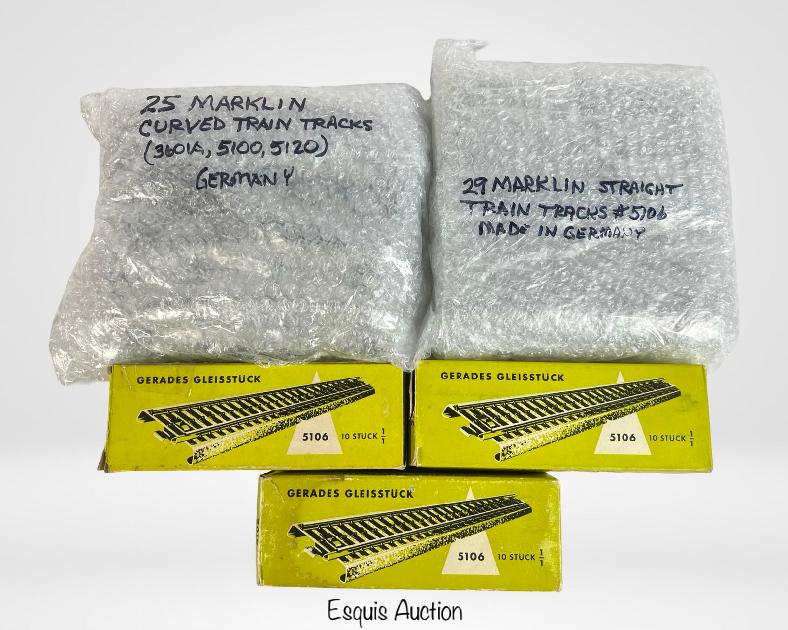 Vintage Marklin HO Scale RR Train Tracks (1 of 2)