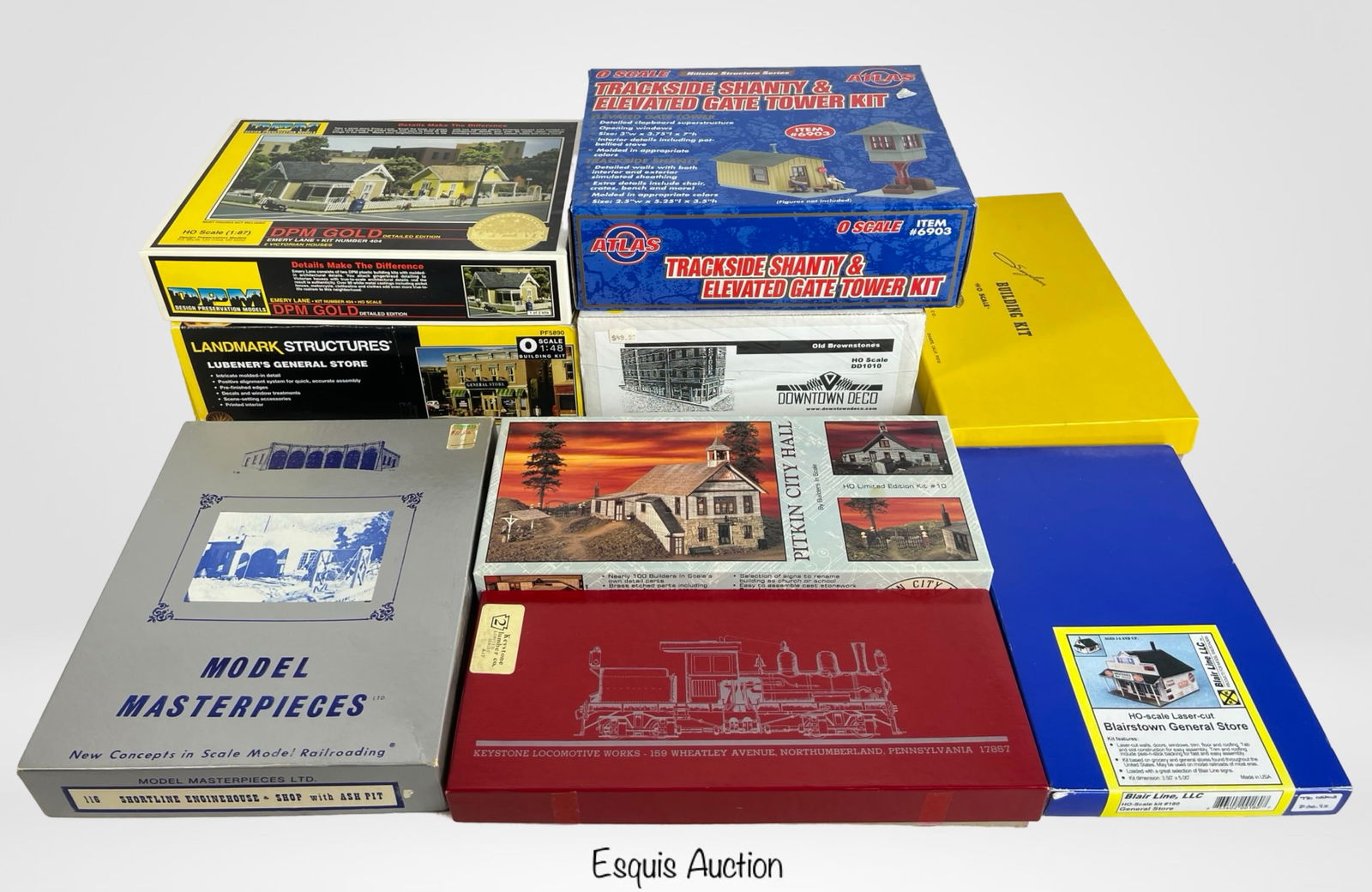 RR HO Scale Train Building/ Structure Model Kits (1 of 6)