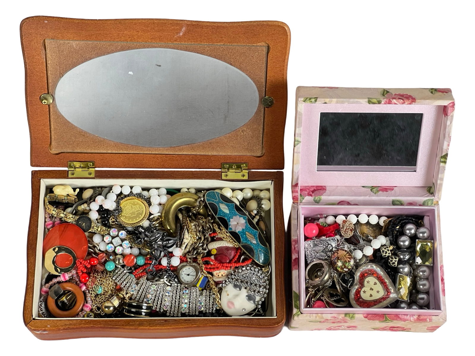 2 Vintage Boxes full of Unsearched Costume Jewelry (1 of 5)