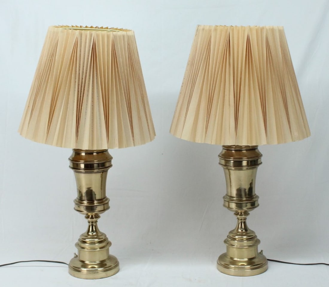 Pair of Stiffel Traditional Burnished Brass Table Lamps (1 of 2)