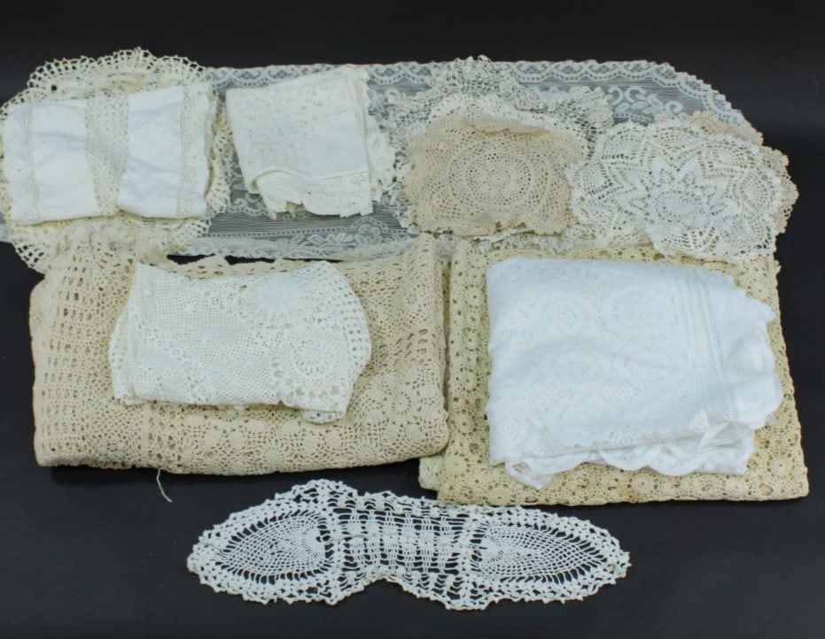 Assorted Vintage Lace and Crochet Linens, Handkerchief, (1 of 4)