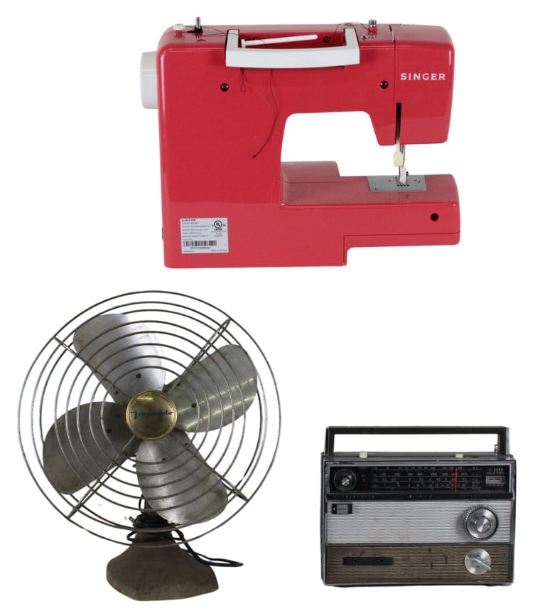 Vintage Singer Sewing Machine, Vornado Fan, Sony Transistor Radio. (1 of 7)