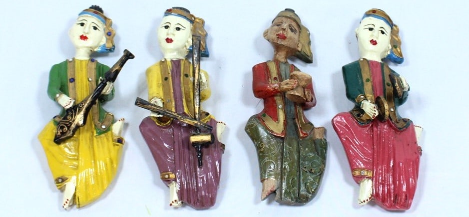 Set of 4 Handcrafted Traditional Musicians Wall Decor Figurines (1 of 4)