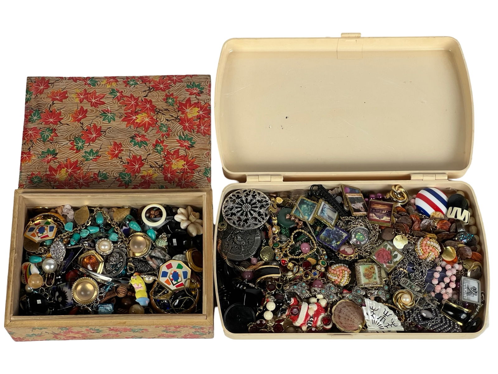 2 Vintage Boxes full of Unsearched Costume Jewelry (1 of 8)