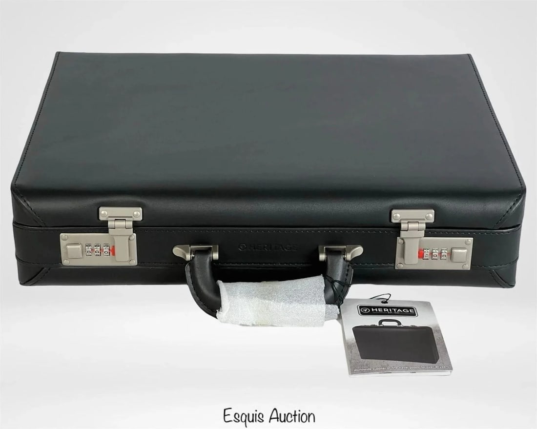 Heritage Travelware Business Attache Briefcase New: Elevate your professional style with this Heritage Travelware Business Attache Briefcase, designed for durability and functionality. New