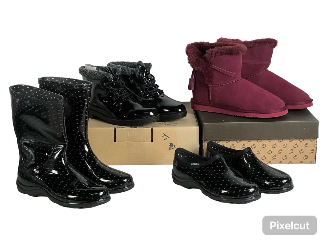 4 Pairs of Ladies Boots- Comfortview, Lamo & More: Collection of 4 pairs of winter and rain boots, all in size 9MNew condition