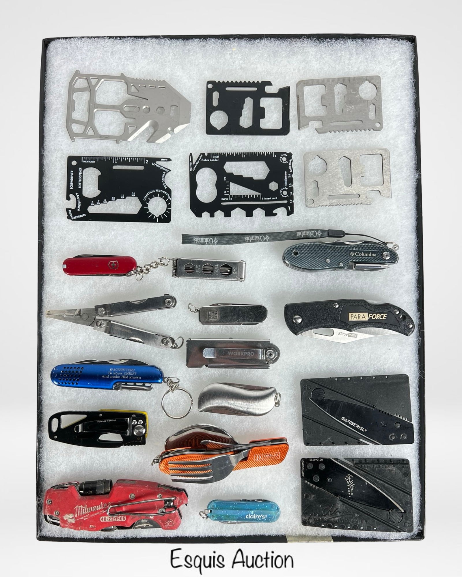 Pocket Knives, Multi-Tools, and Survival Cards (1 of 3)