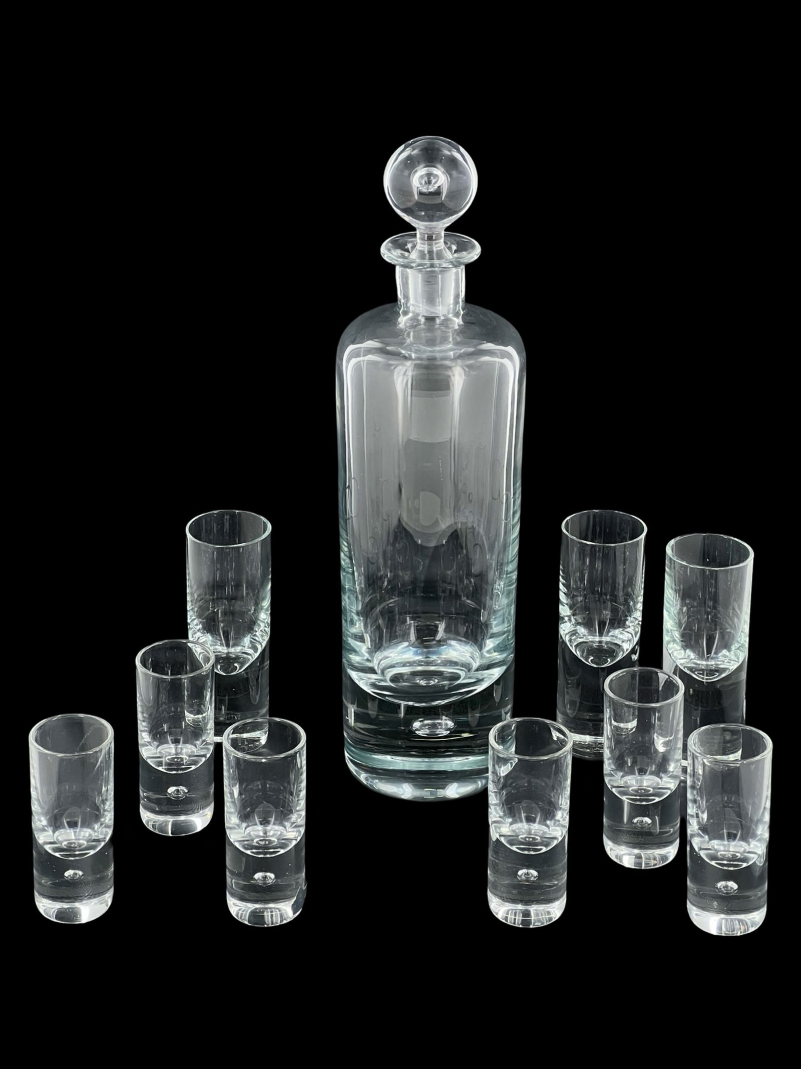 Kosta Boda "Pippi" Art Glass Decanter & Shot Glass (1 of 7)