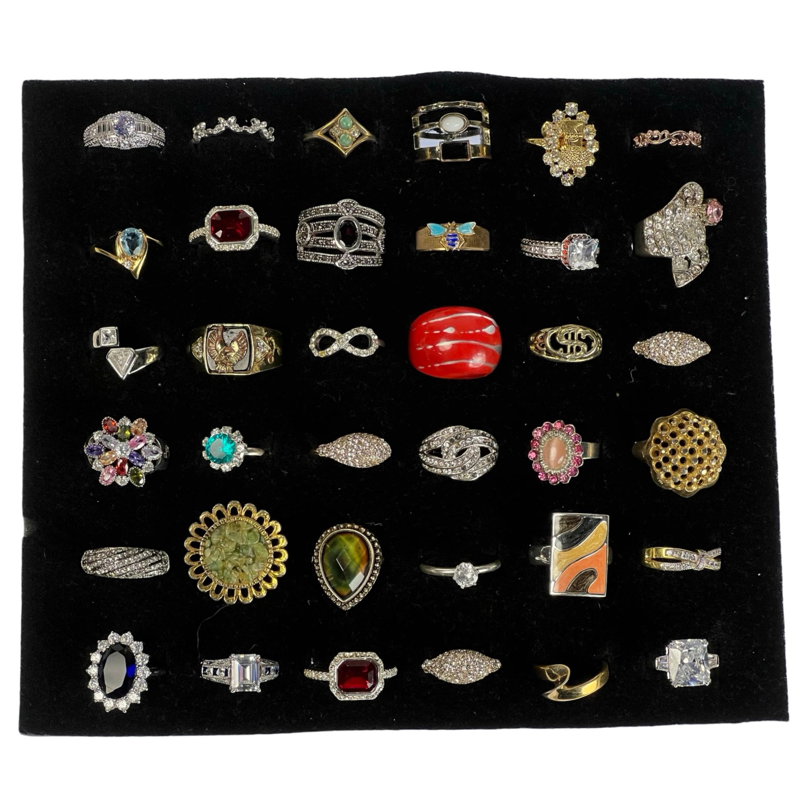 Exquisite Collection: Set of 36 Various Rings: Embark on a journey through diverse styles and eras with this stunning collection of 36 rings, each possessing its own unique charm and character. From timeless classics to contemporary statement piec