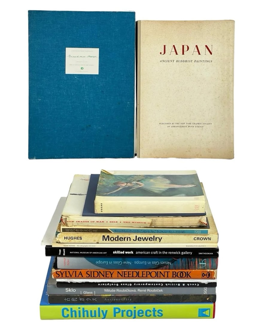 Lot of Art Books- Chihuly, Grandma Moses, Glass S (1 of 6)