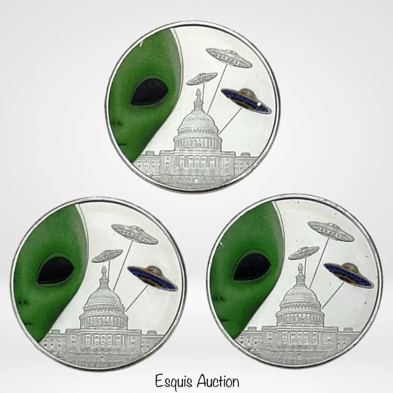 3- 2023 Highland Mint 1oz Alien- UFO Silver Rounds (1 of 2)