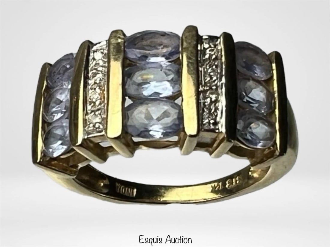 Massive 14k Gold Tanzanite & Diamond Lady's Ring (1 of 4)