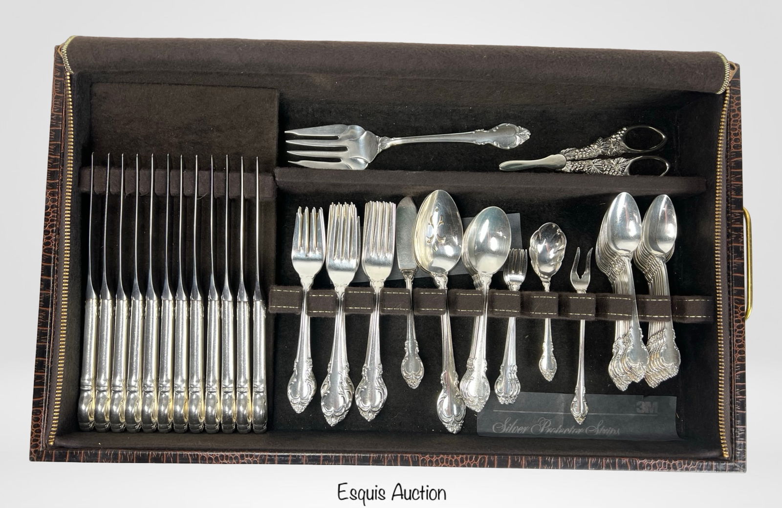 Holmes & Edwards Deep Silver Silver-Plated Set (1 of 4)