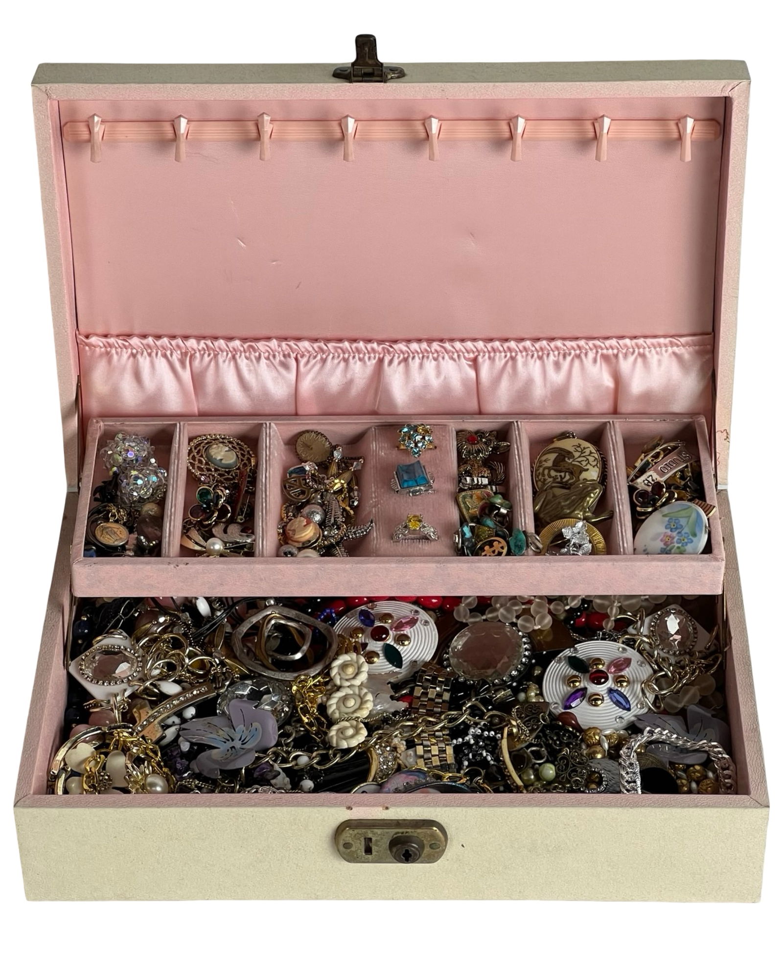 Vintage Jewelry Box Full of Treasures (1 of 4)