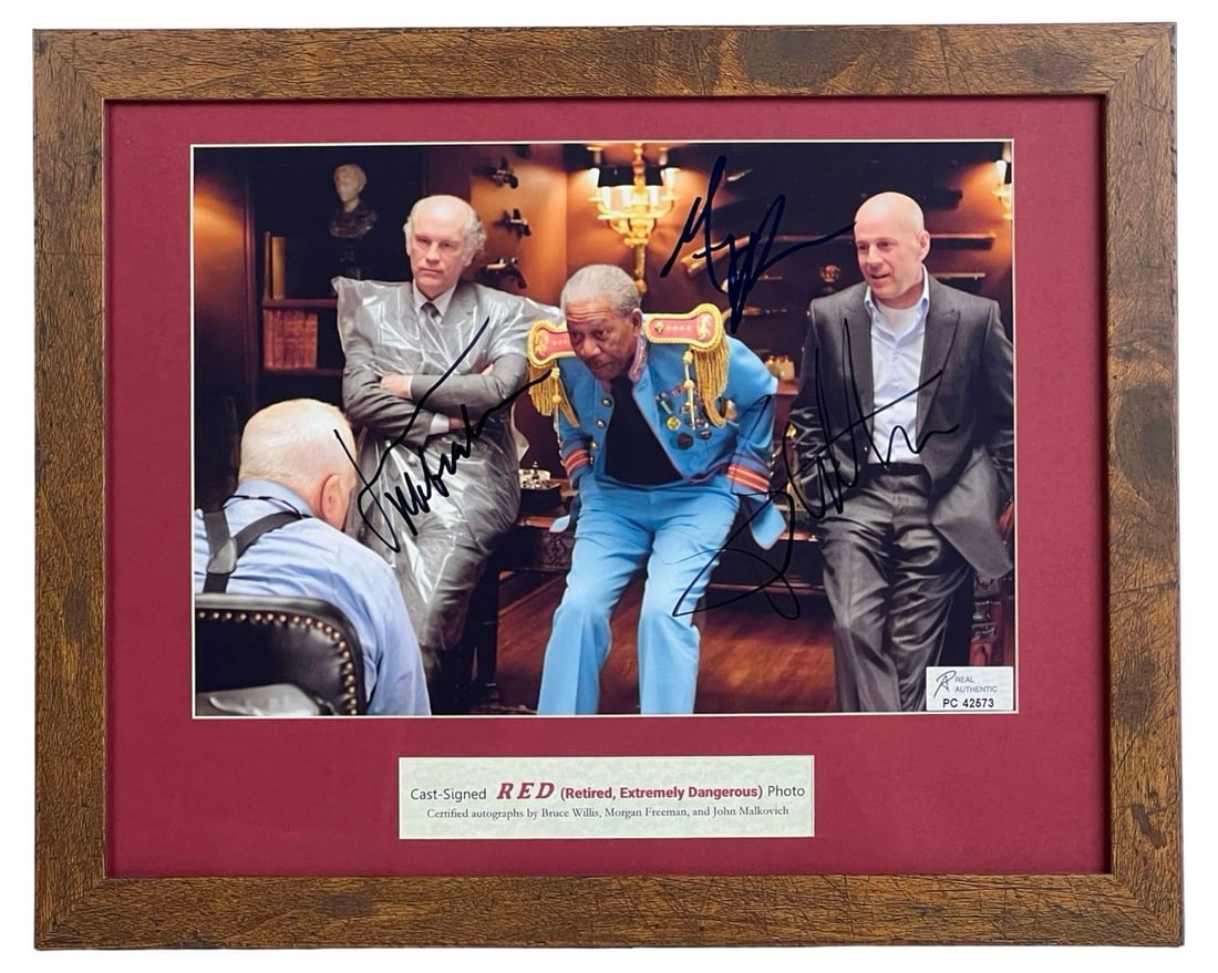RED Cast-Signed Photo - Bruce Willis, Freeman & Ma (1 of 5)