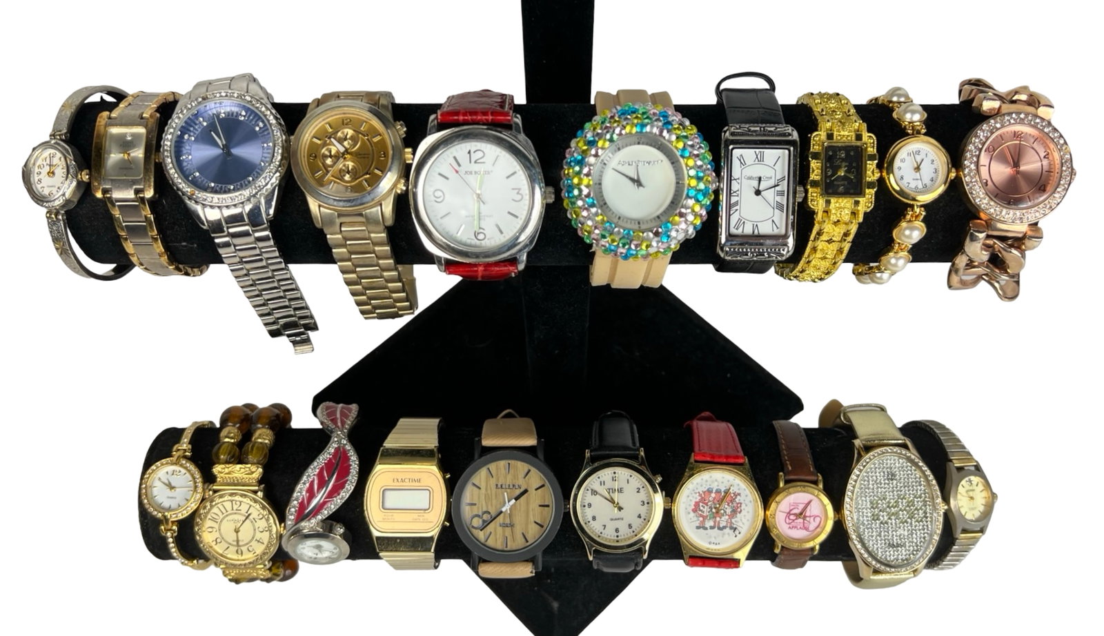 Assortment of Men's & Lady's Wrist Watches: Assortment of Men's & Lady's Wrist Watches. Untested, some might be as found.