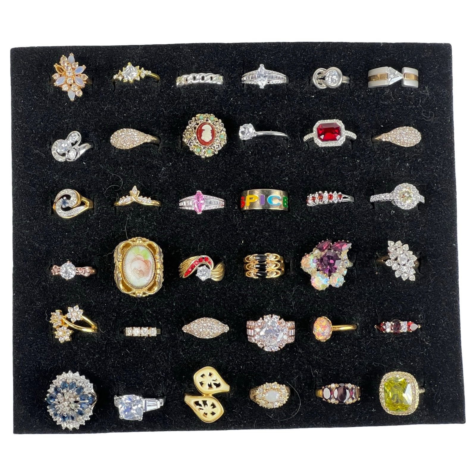 Exquisite Collection: Set of 36 Various Rings: Embark on a journey through diverse styles and eras with this stunning collection of 36 rings, each possessing its own unique charm and character. From timeless classics to contemporary statement piec