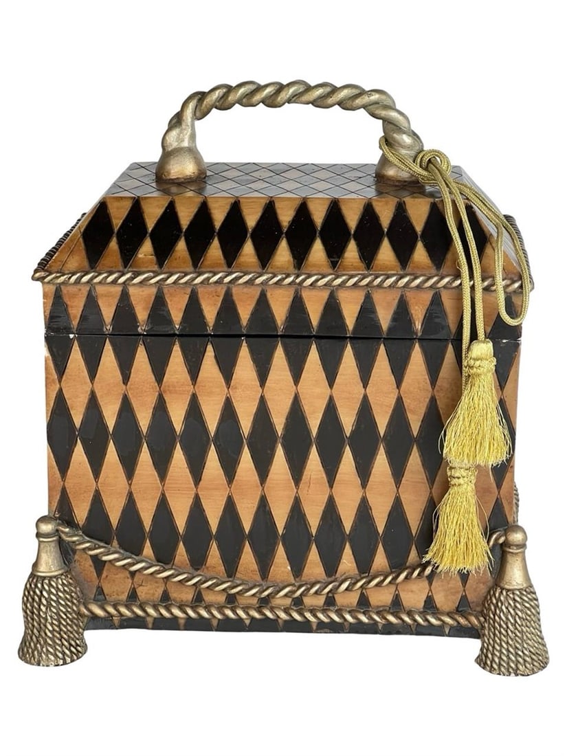 Large Maitland-Smith Harlequin Design Penshell Box (1 of 3)