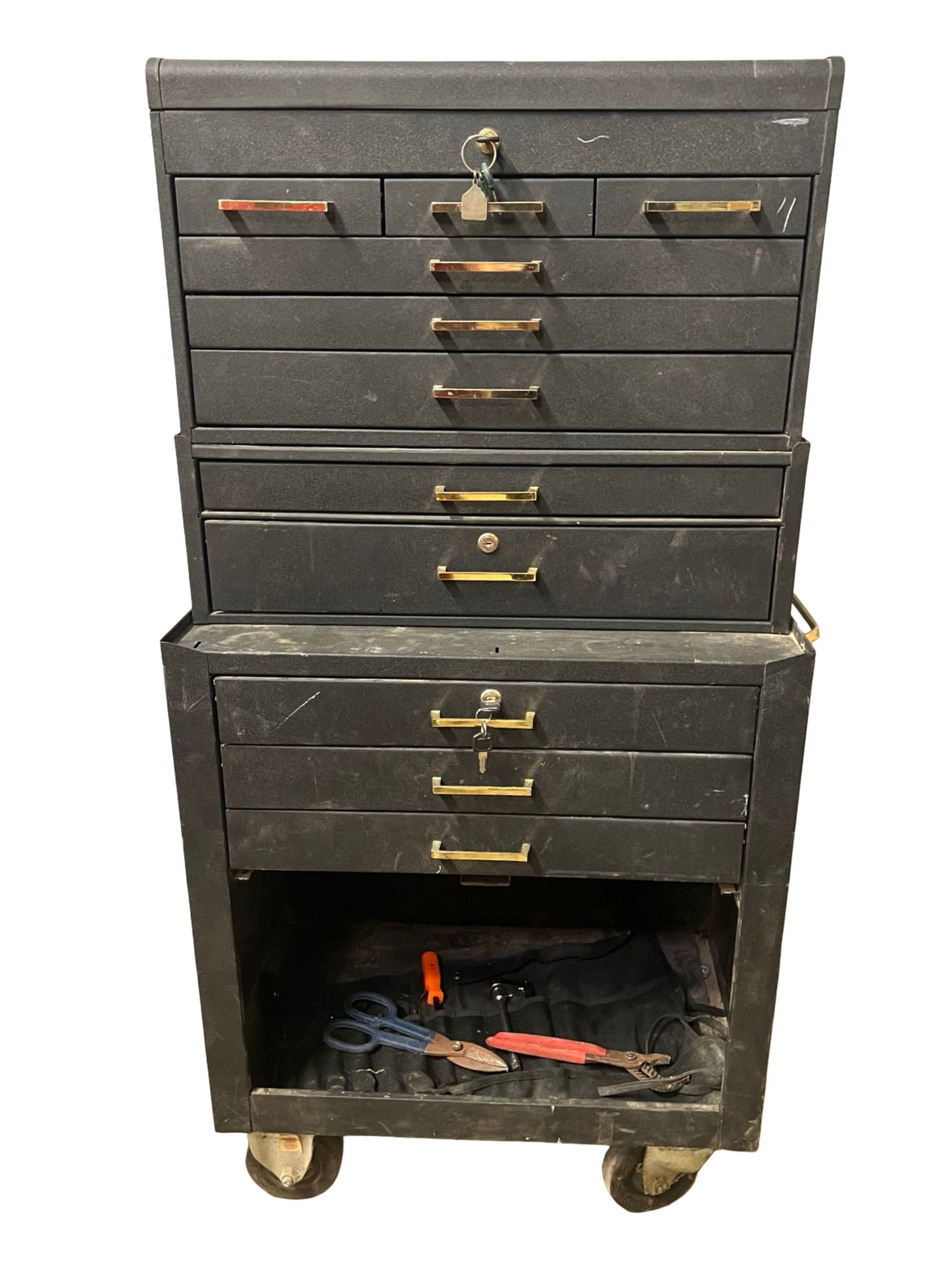 Large Rolling Toolbox with Assorted Hand Tools (1 of 12)