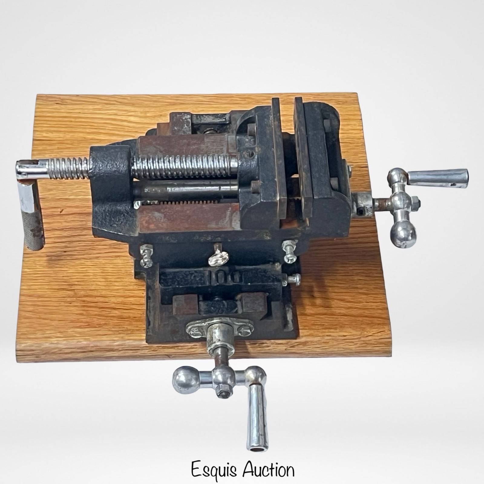 Vintage Cross Slide Drill Press Vise No. 100 (1 of 4)