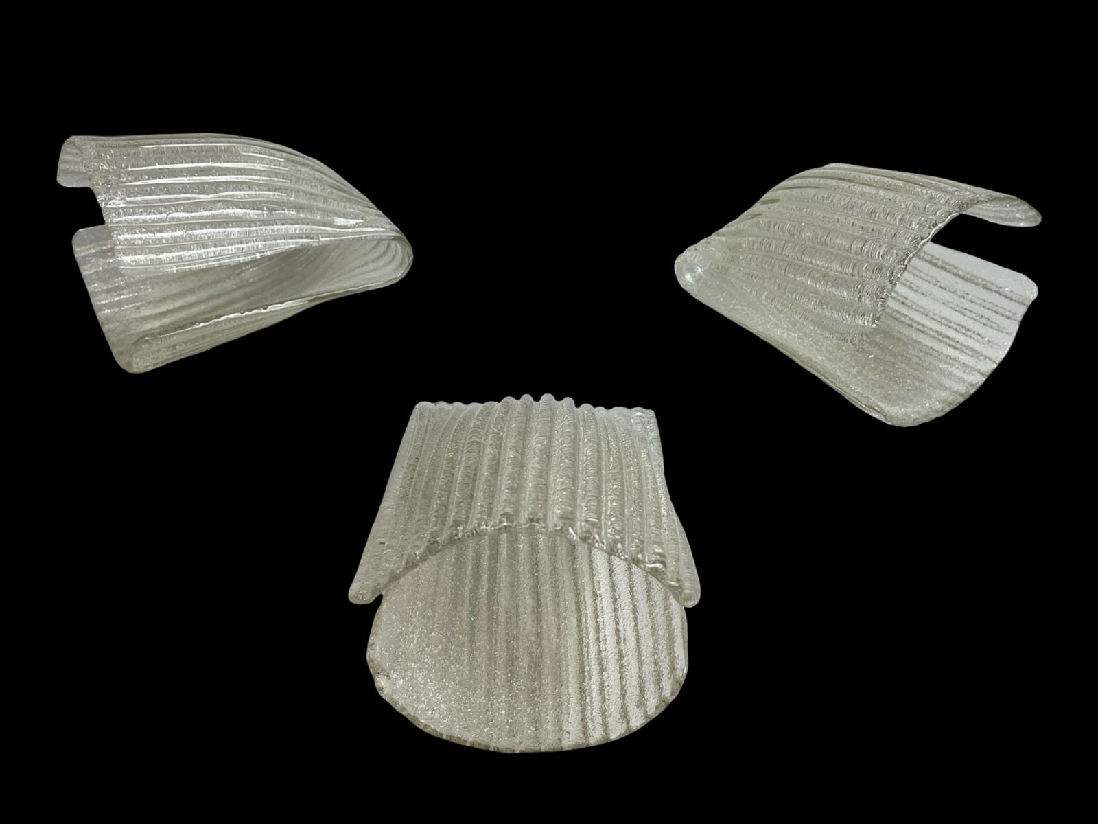 MCM Ice Art Glass "Waterfall" Tealight Shades (1 of 4)