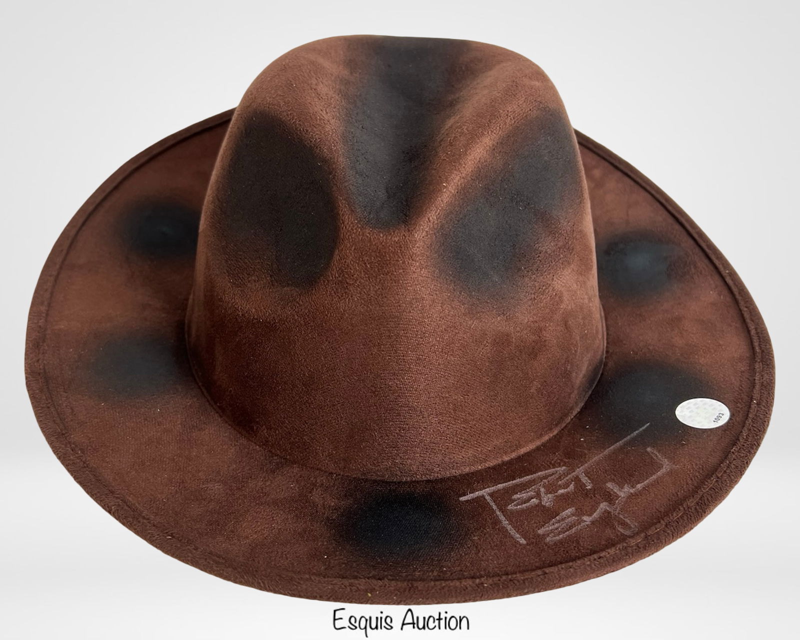 Robert Englund Signed Freddy Krueger Hat (1 of 3)