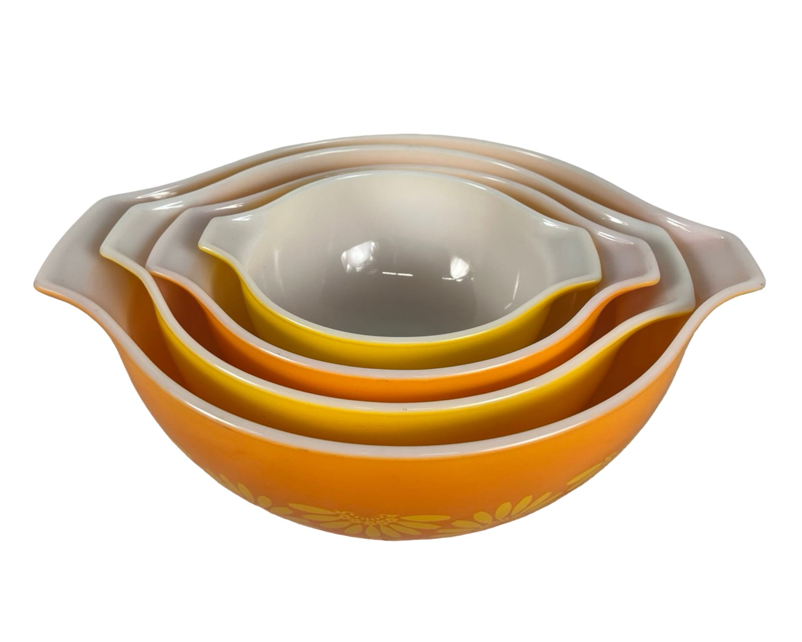 Vintage Pyrex "Daisy" Cinderella Mixing Bowl Set (1 of 5)