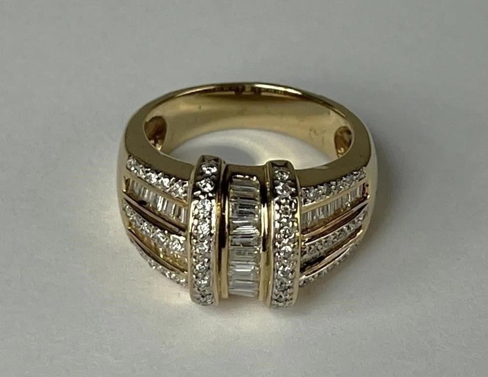 14k Gold Lady's Ring w/ over 3ct tw Diamonds (1 of 7)