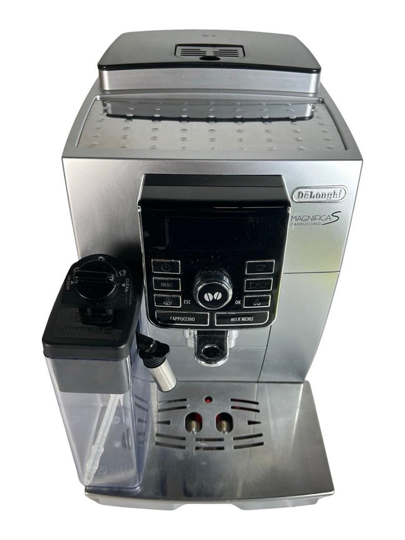 DeLonghi Magnifica S Cappuccino Espresso Machine (1 of 4)