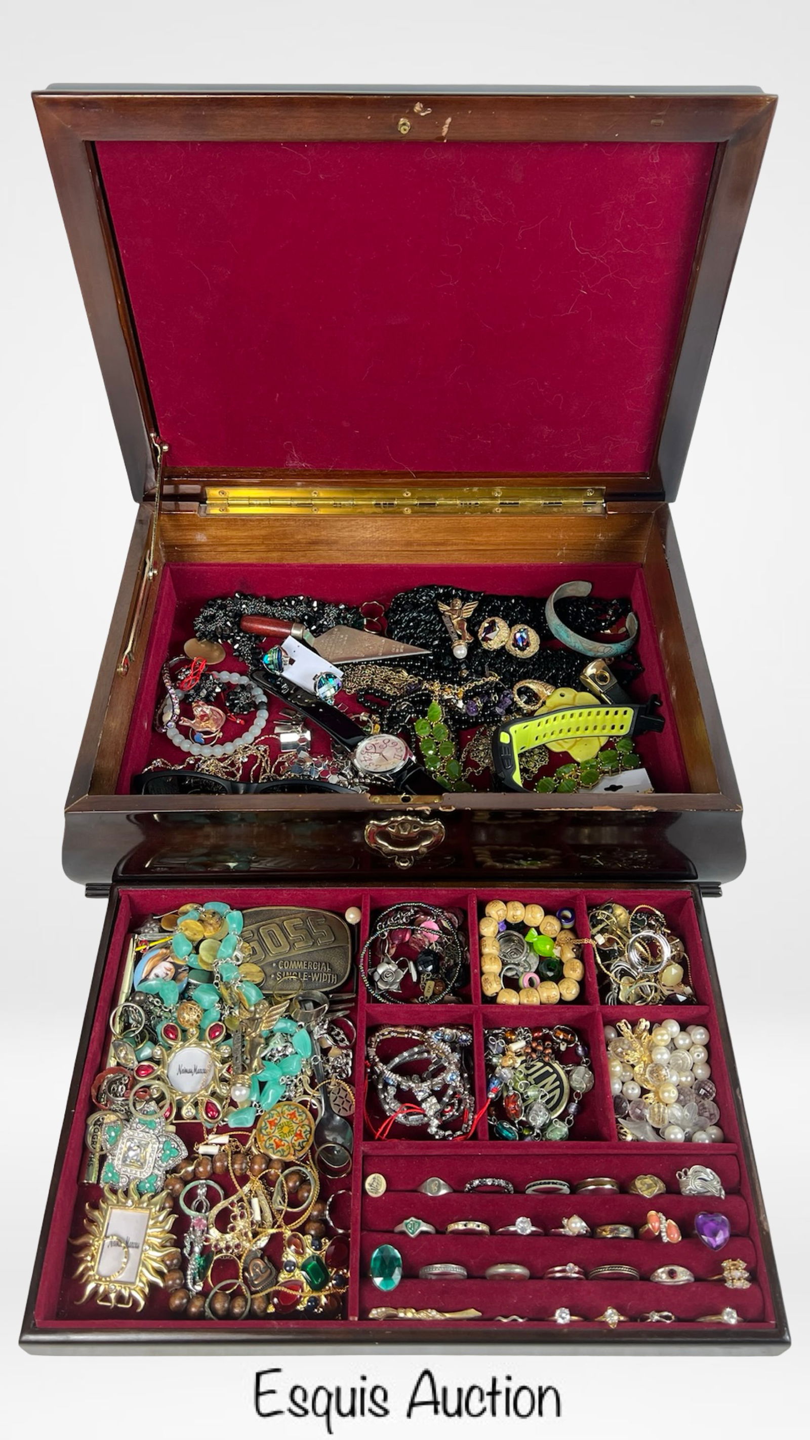 Large Jewelry Chest Overflowing with Treasures (1 of 6)