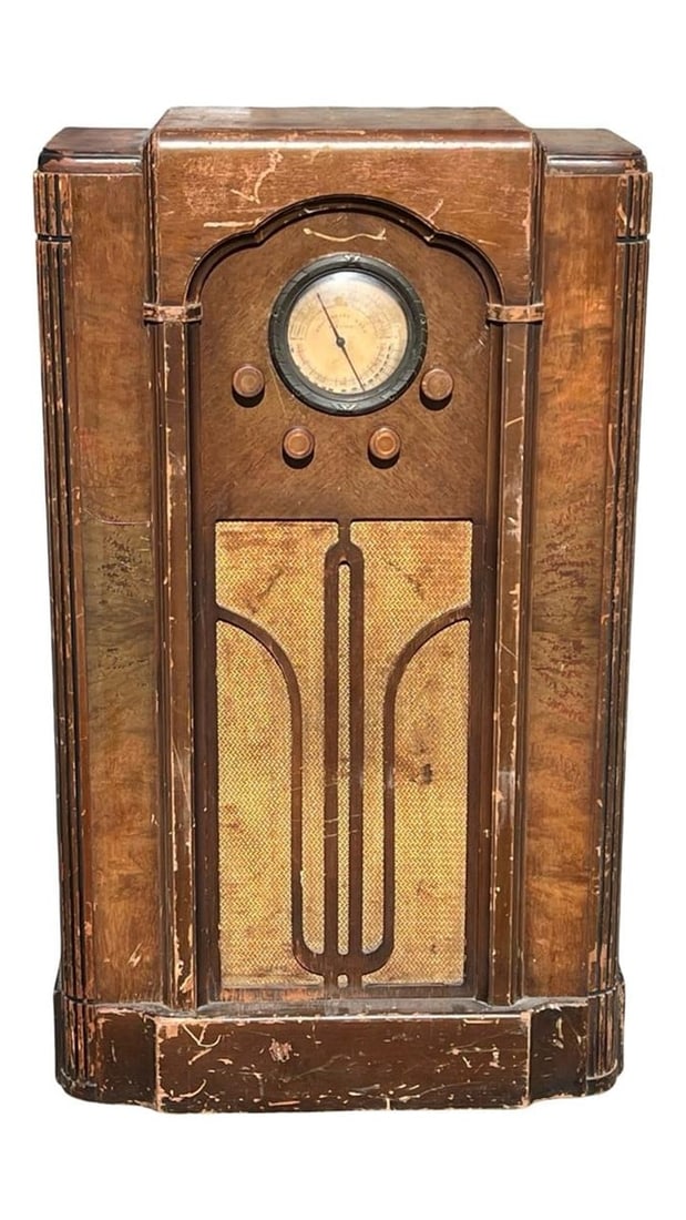 Montgomery Ward Airline Console Tube Radio (1 of 3)