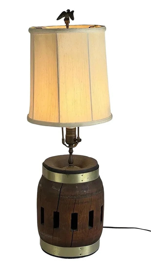Vintage Iron & Wood Wagon Wheel Hub Table Lamp (1 of 3)