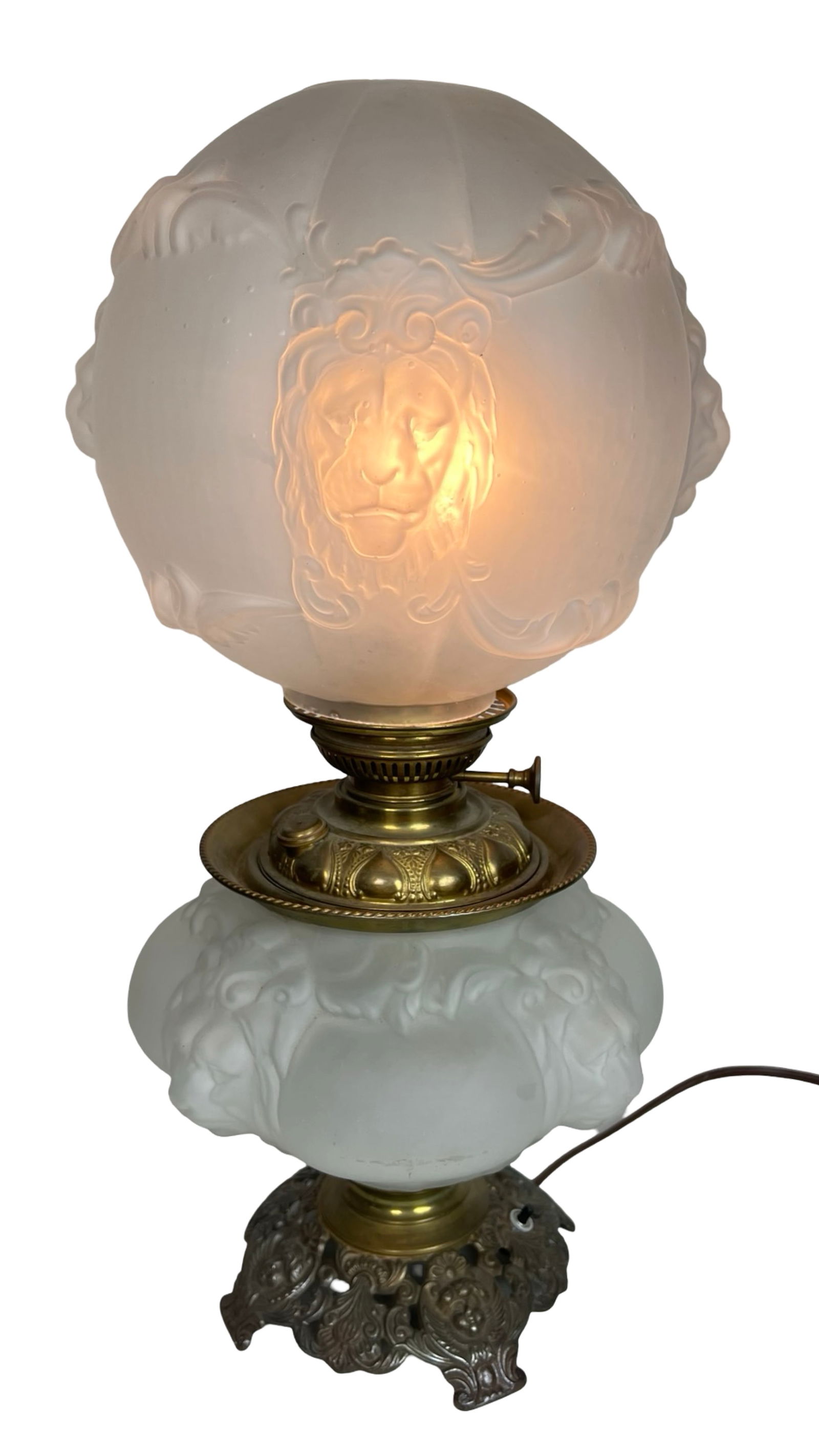 Vintage Gone with Wind Lamp- Embossed Lion Heads (1 of 5)