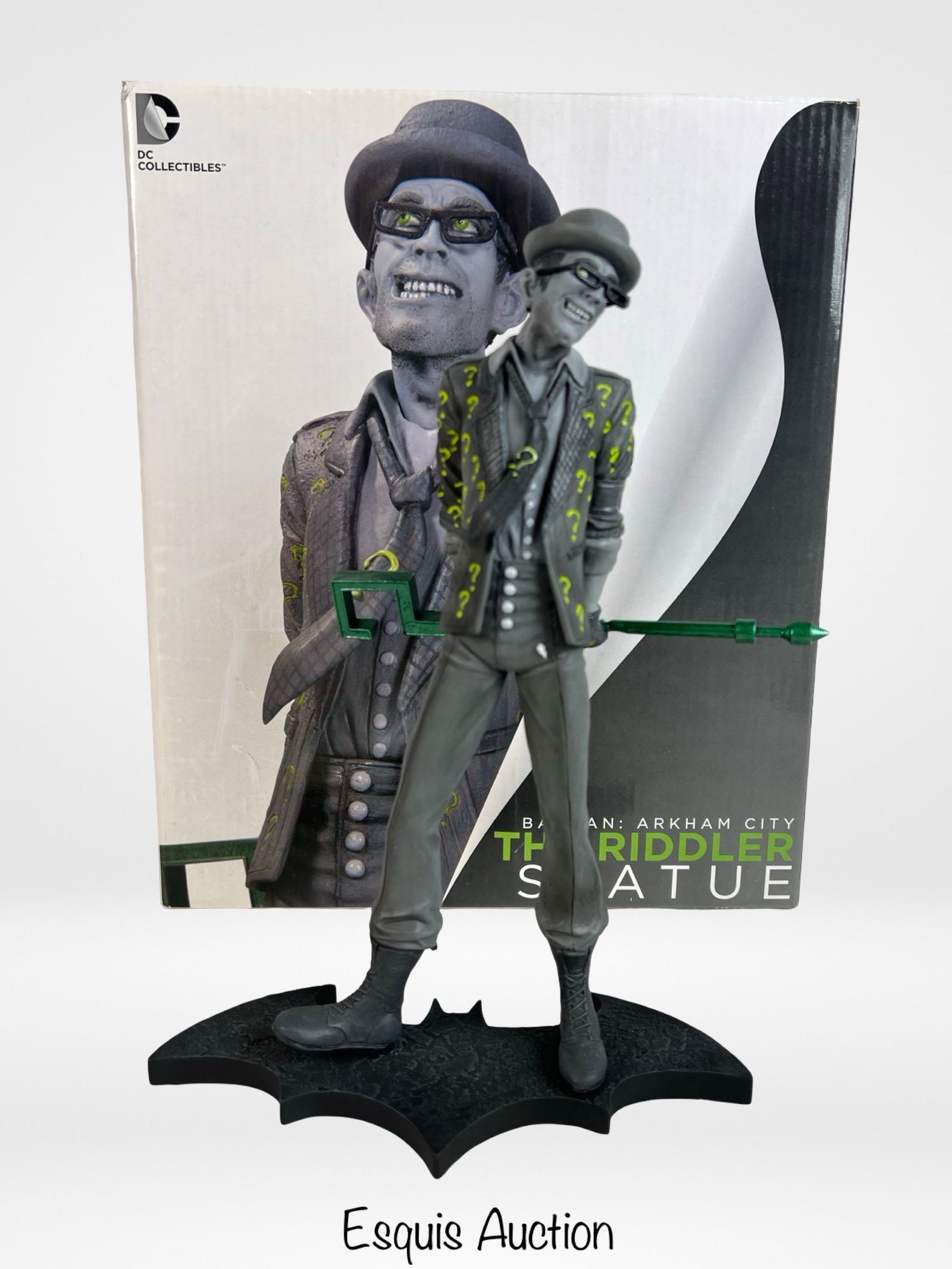 DC Comics Batman: Arkham City The Riddler Statue (1 of 5)