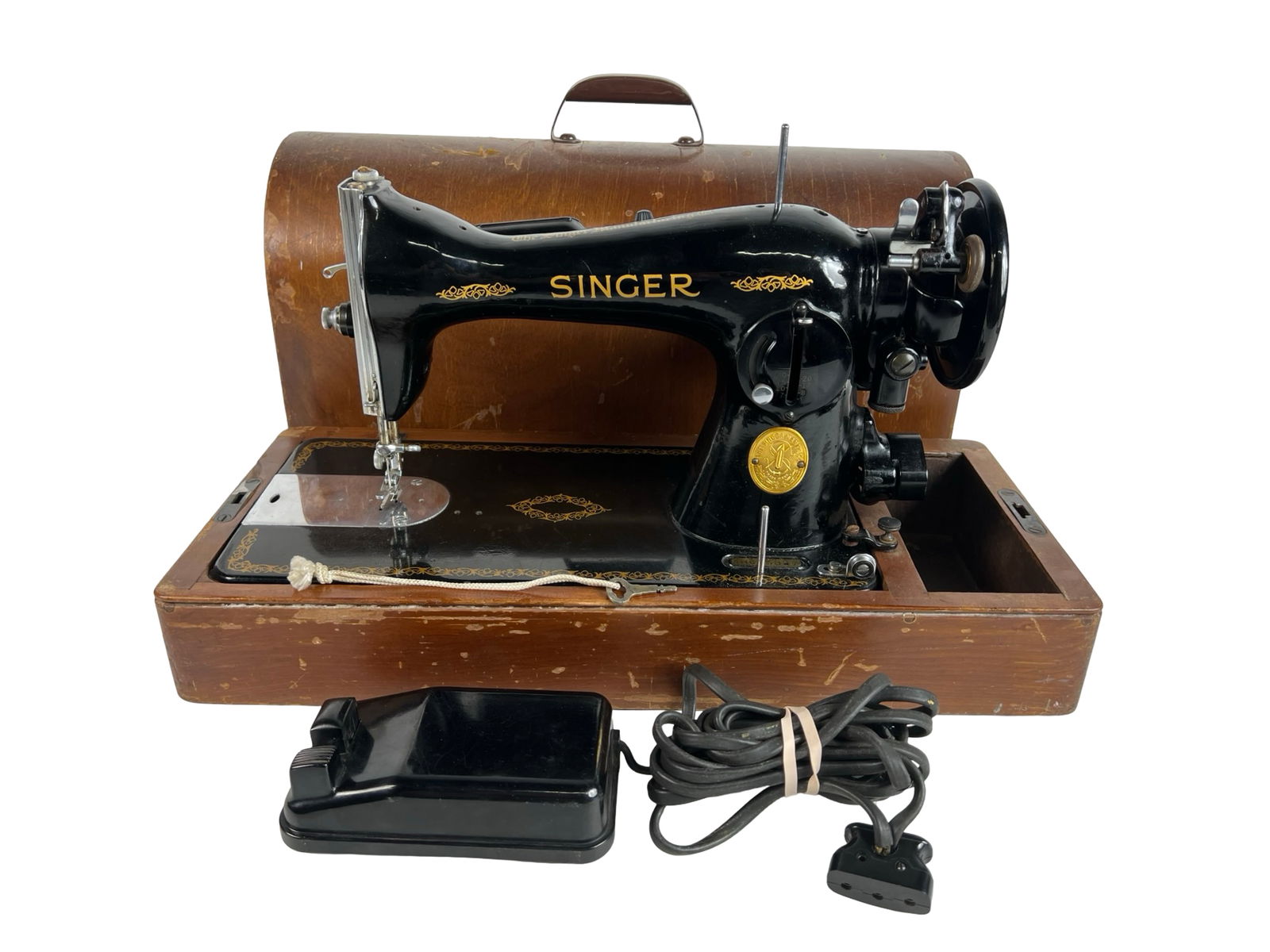 Vintage 1948 Singer Electric Sewing Machine (1 of 4)