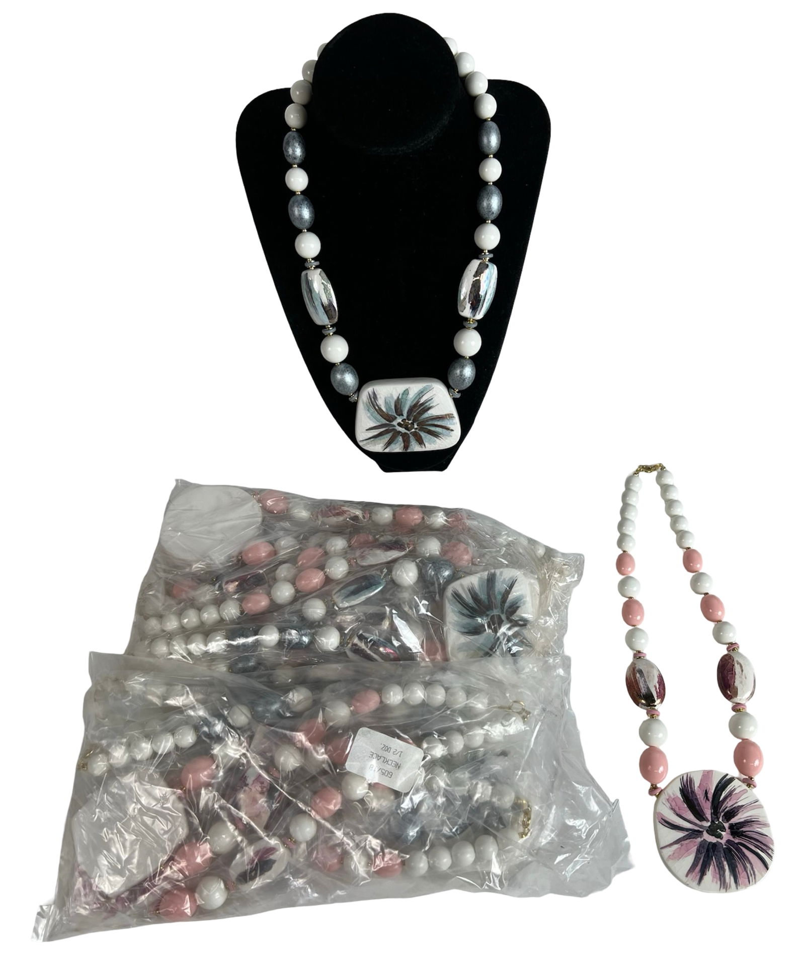 Ceramic Bead & Pendant Costume Jewelry Necklaces (1 of 1)